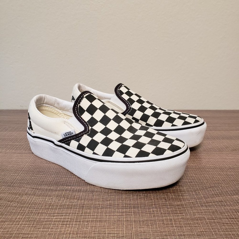 VANS Classic Slip-On Platform - Black & White Checkered - Size 5.5 Womens/4 Mens